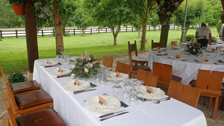 Hotel Restaurante El Jisu Liebana Picos de Europa Bautizo Comuión Boda Camaleño