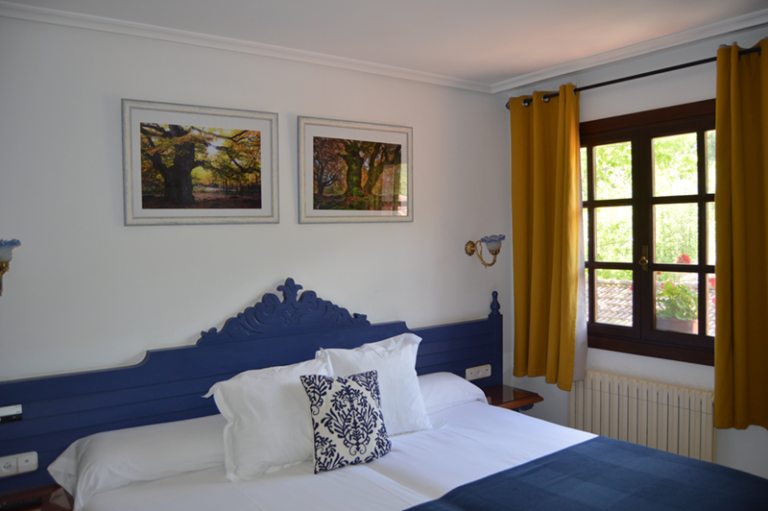 Hotel Restaurante El Jisu Liebana Picos de Europa Bautizo Comuión Boda Camaleño